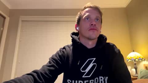 Snapshot of aanal341330 chatting on 12, 9, 2025 Kris online show from 12, 9, 2025