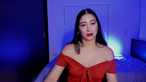 Snapshot of aandreamartinez1 chatting on 6, 5, 2026 andrea online show from 6, 5, 2026