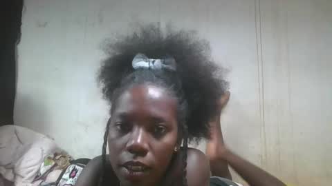 Snapshot of aangelinee chatting on 17, 10, 2025 aangelinee online show from 17, 10, 2025