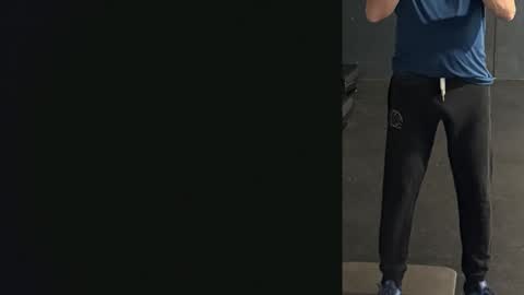 Snapshot of aaron1_show chatting on 21, 12, 2024 Aaron online show from 21, 12, 2024