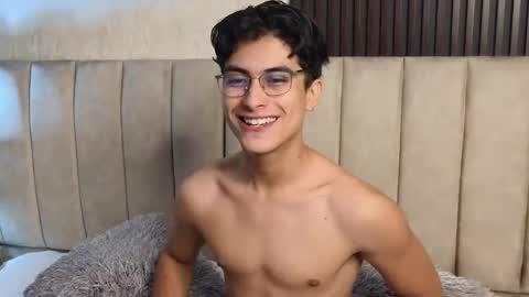 Aaron Ezequiel online show from 16, 1, 2026