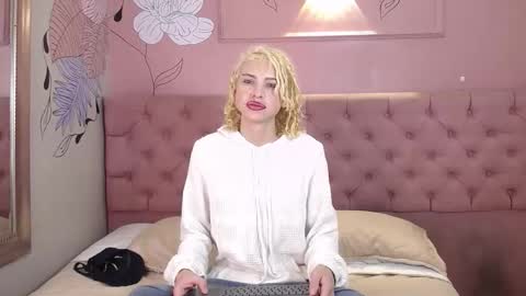 Snapshot of aaron_fordd chatting on 3, 12, 2025 Aaron fordd online show from 3, 12, 2025