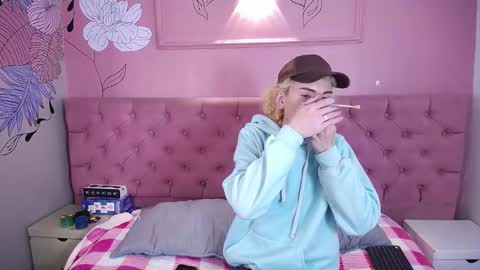 Snapshot of aaron_fordd chatting on 16, 12, 2025 Aaron fordd online show from 16, 12, 2025