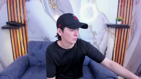 Aaron online show from 28, 10, 2025