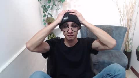 Snapshot of aaronbeer_ chatting on 28, 2, 2026 Aaron online show from 28, 2, 2026