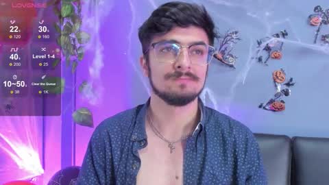 aaronfuentes7 online show from 21, 10, 2025