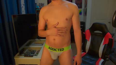 ShyGaymerGuy online show from 3, 10, 2025