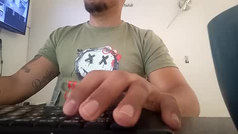 Snapshot of aaronhunter__ chatting on 10, 1, 2025 ig aaron hunter123 online show from 10, 1, 2025