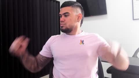 Snapshot of aaronhunter__ chatting on 11, 2, 2026 ig aaron hunter123 online show from 11, 2, 2026