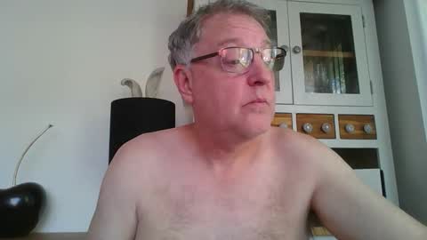 Snapshot of aaronmills55 chatting on 23, 5, 2026 Aaron online show from 23, 5, 2026