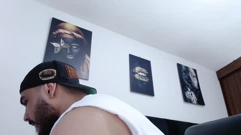 Snapshot of aaronteylor chatting on 7, 12, 2024 aaronteylor online show from 7, 12, 2024