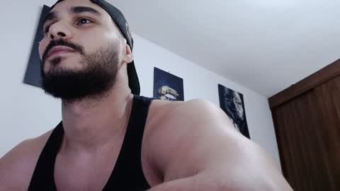 Snapshot of aaronteylor chatting on 8, 12, 2024 aaronteylor online show from 8, 12, 2024