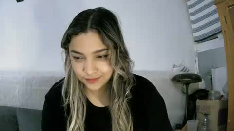 Abbie cute online show from 4, 4, 2026