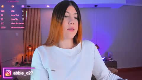 Abbie Edmond  online show from 25, 10, 2025