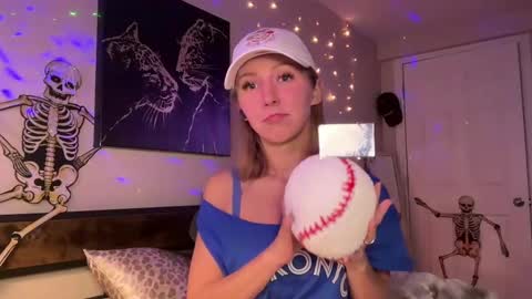 Abbie online show from 2, 11, 2025