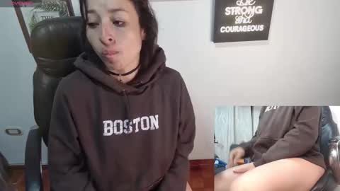 Snapshot of abby_taylorr_ chatting on 7, 5, 2026 Vannesa online show from 7, 5, 2026