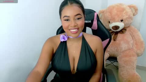 Snapshot of abby_tits chatting on 13, 2, 2025 ABBY  online show from 13, 2, 2025