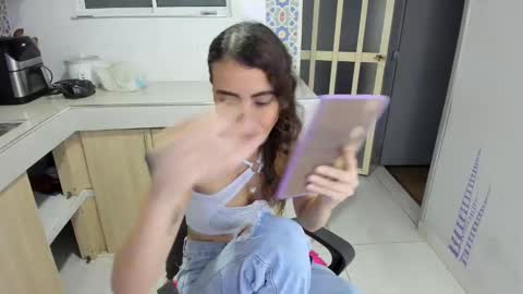 sara online show from 4, 5, 2026