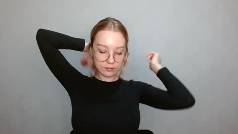 Snapshot of abbymoore__ chatting on 15, 12, 2024 Abby Lovense is active online show from 15, 12, 2024