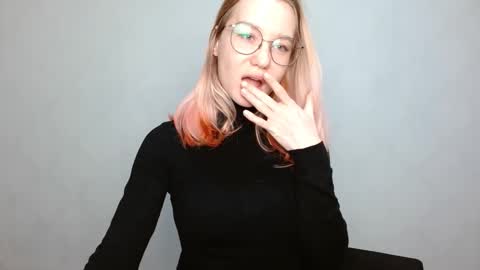 Snapshot of abbymoore__ chatting on 26, 12, 2024 Abby Lovense is active online show from 26, 12, 2024