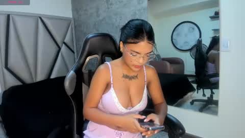 Snapshot of abbyy_23 chatting on 10, 7, 2026 Abby online show from 10, 7, 2026