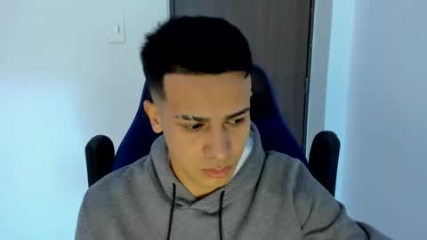 Independence model AbelAsburgo online show from 12, 2, 2025