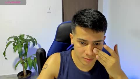 Independence model AbelAsburgo online show from 29, 10, 2025