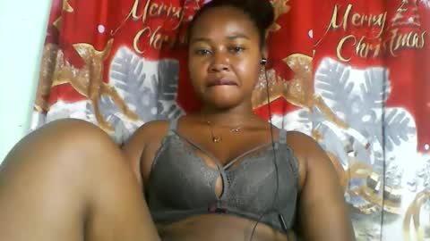 Snapshot of abella677022 chatting on 7, 6, 2026 abella677022 online show from 7, 6, 2026