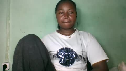 Snapshot of abella677022 chatting on 29, 6, 2026 abella677022 online show from 29, 6, 2026