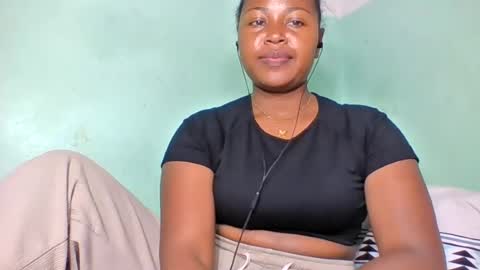 Snapshot of abella677022 chatting on 15, 7, 2026 abella677022 online show from 15, 7, 2026