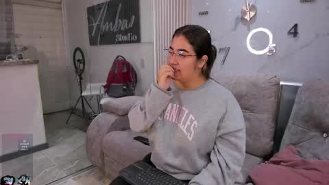 Abella online show from 9, 1, 2026