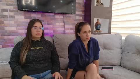 abella_as_ online show from 15, 5, 2026