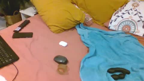 Snapshot of abhi_cam chatting on 6, 1, 2025 Naked Gentleman online show from 6, 1, 2025