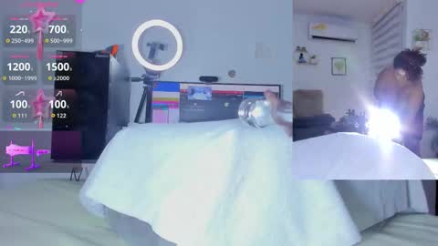 Snapshot of abigail__girl_ chatting on 26, 10, 2025 Abigail online show from 26, 10, 2025