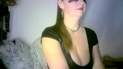 Snapshot of abigailove4u chatting on 11, 12, 2024 GoldenFish online show from 11, 12, 2024