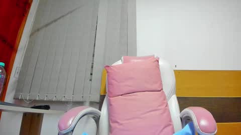 Abigail online show from 25, 2, 2025