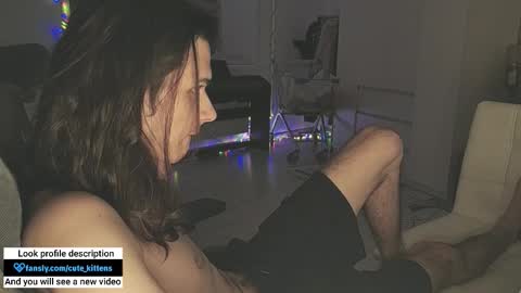 hi  cum in pvt noi extra tip online show from 15, 11, 2025