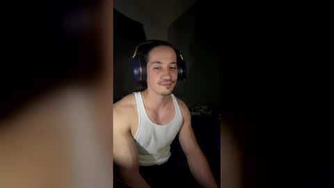 Snapshot of abraham_flores11 chatting on 27, 3, 2026 abraham_flores11 online show from 27, 3, 2026