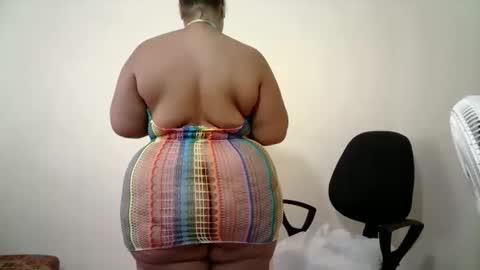 Snapshot of abril__ass chatting on 6, 3, 2025 abril__ass online show from 6, 3, 2025