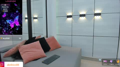 Snapshot of abril_ricci chatting on 25, 1, 2025 Abril  online show from 25, 1, 2025