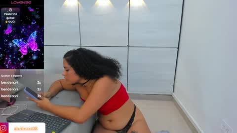 Snapshot of abril_ricci chatting on 25, 1, 2025 Abril  online show from 25, 1, 2025
