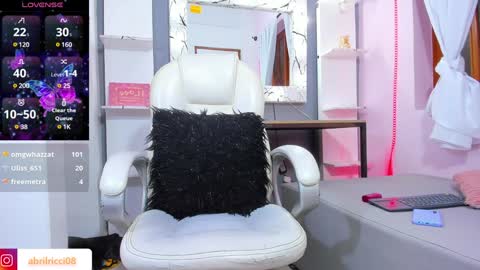 Snapshot of abril_ricci chatting on 4, 2, 2025 Abril  online show from 4, 2, 2025