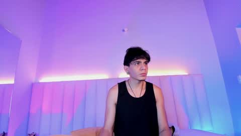 Snapshot of abrilandjulian chatting on 29, 5, 2026 Abril and Julian online show from 29, 5, 2026