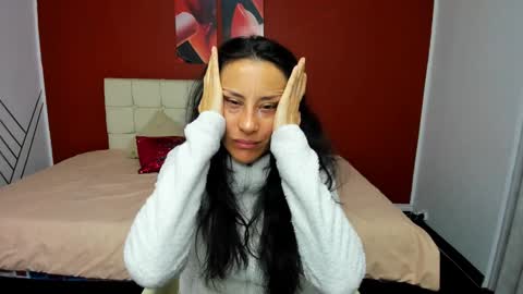 Snapshot of abrillee1 chatting on 4, 1, 2025 ABRIL online show from 4, 1, 2025