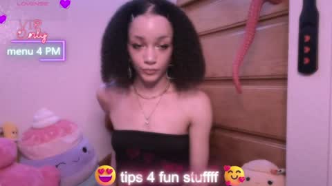 Snapshot of abruisedpeach chatting on 18, 6, 2026 Peach online show from 18, 6, 2026