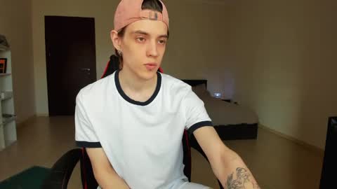 Snapshot of abslut chatting on 29, 4, 2026 Nick online show from 29, 4, 2026