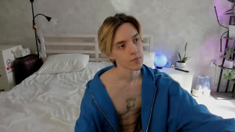 Snapshot of abslut chatting on 29, 5, 2026 Nick online show from 29, 5, 2026