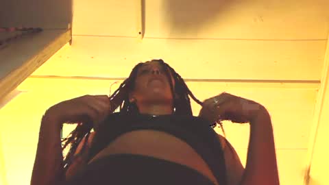 Snapshot of acassiecakes chatting on 4, 7, 2026 acassiecakes online show from 4, 7, 2026