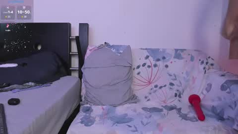 centric independent model   online show from 19, 3, 2026