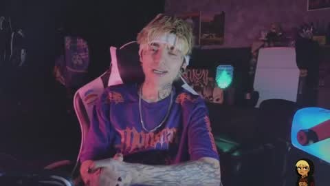 Snapshot of acidmilo chatting on 13, 5, 2026 Acid Milo online show from 13, 5, 2026